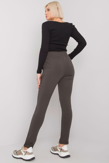 Tumedad khakivärvi naiste... 2