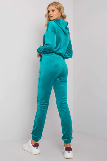 Türkiissinine kaheosaline...