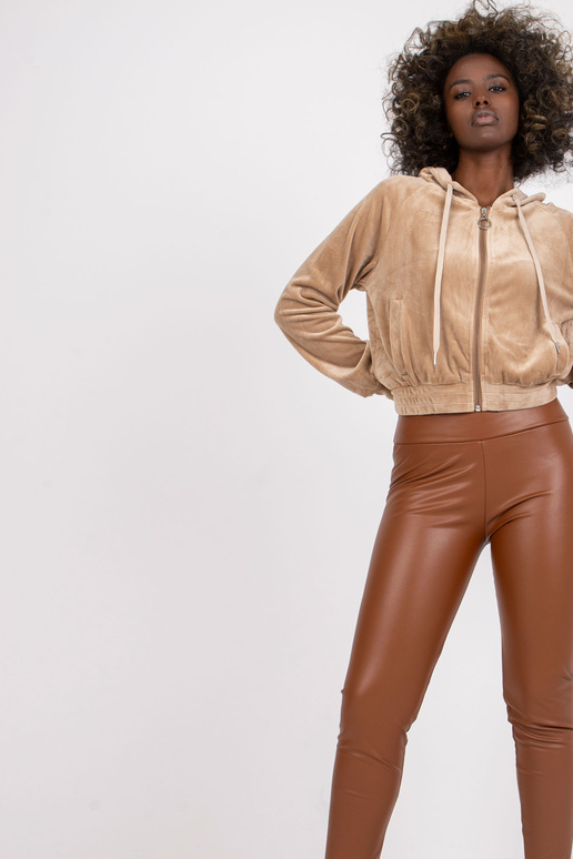 Briana pruunid kunstnahast retuusid...