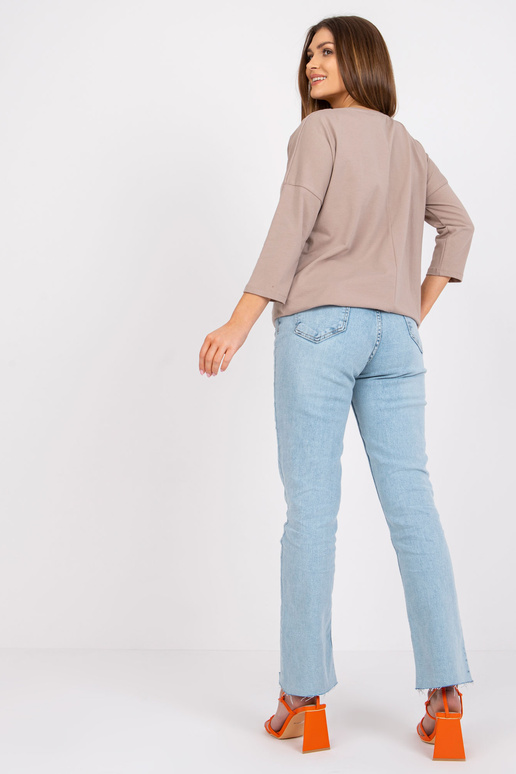 Tumebeež Sara aplikatsiooniga pluus