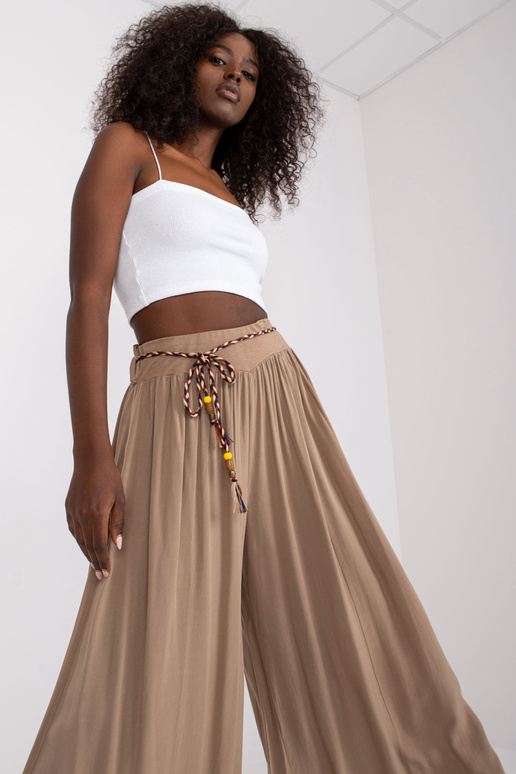 Tumebeežid laiad püksid Surie OCH BELLA