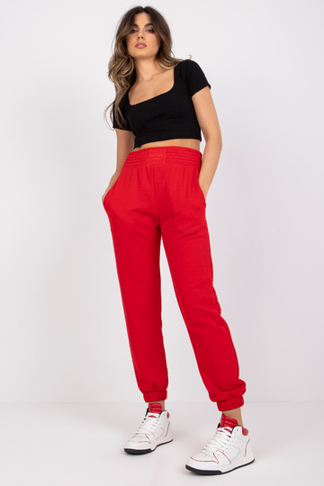 Punased taskutega...