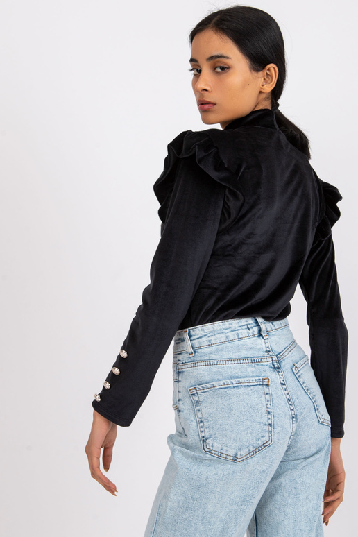 Must veluur pluus satsidega Capri