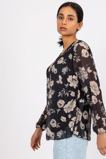 Liana must ja beež... 2