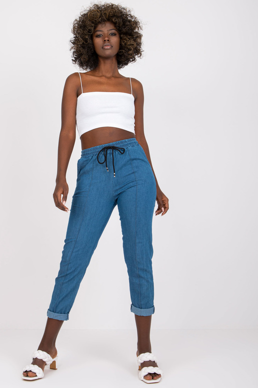 Sinised püksid Kant Alexisega Sinised püksid Kant Alexisega