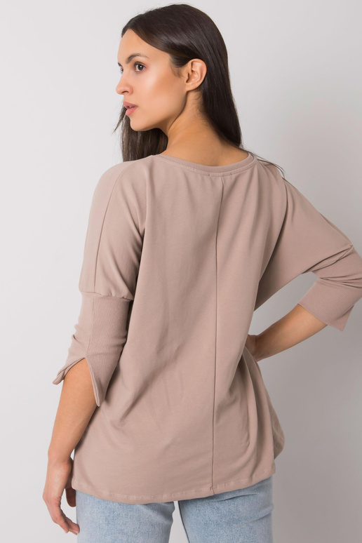 Hassina tumebeež avar pluus