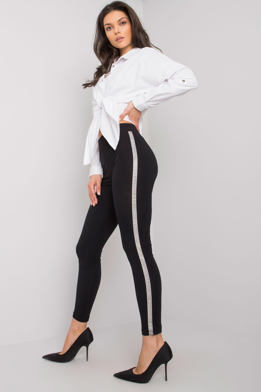 Mustad puuvillased triipudega...