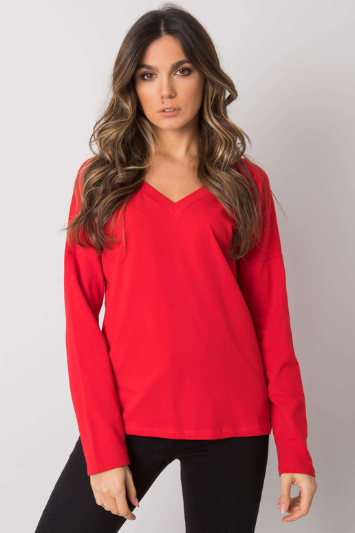 Punane naiste pikkade varrukatega...