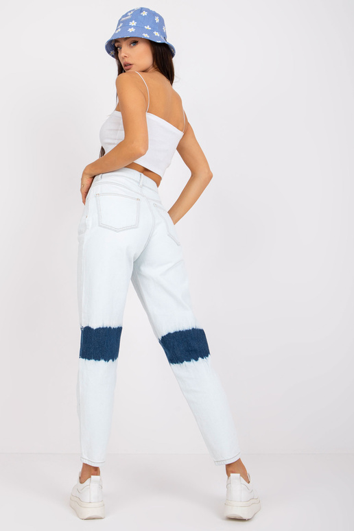 Sinised kõrge vöökohaga teksad...