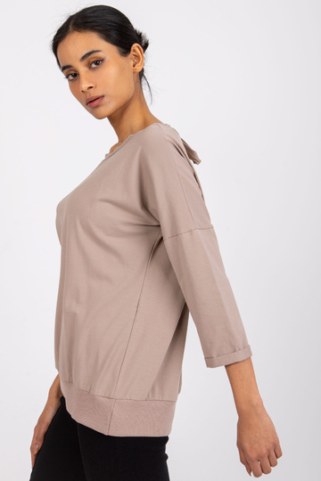 Tumebeež selja lõikega... 2