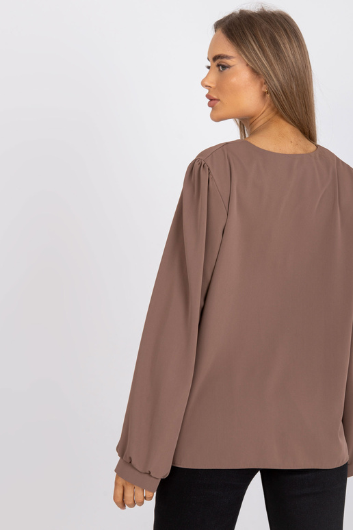 Tumebeež avarate varrukatega pidulik...