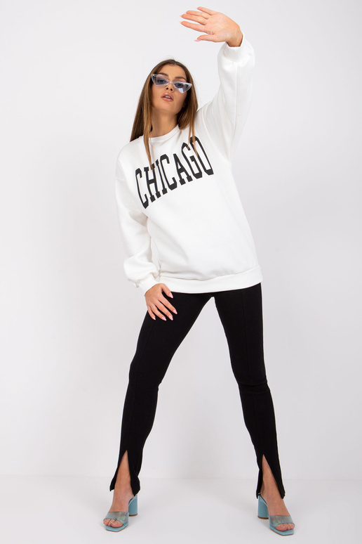 Valge Madeira kirjaga dressipluus