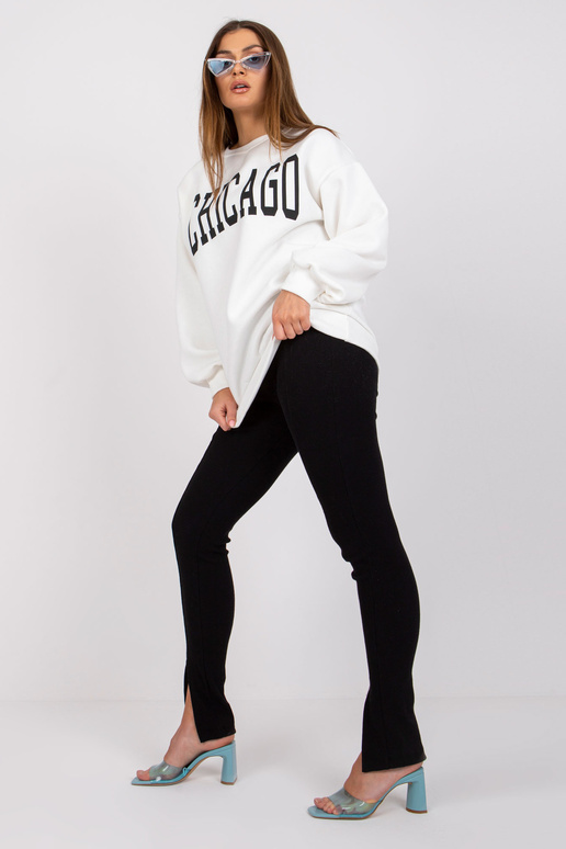 Valge Madeira kirjaga dressipluus