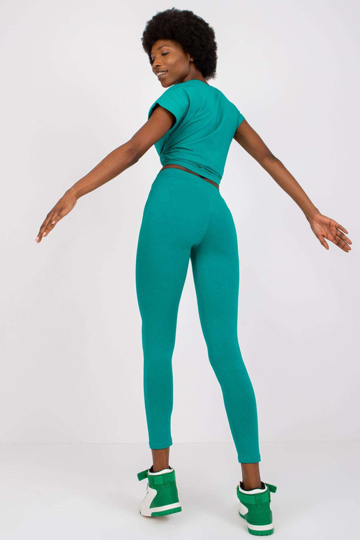 Tumerohelised naiste vabaaja säärised...