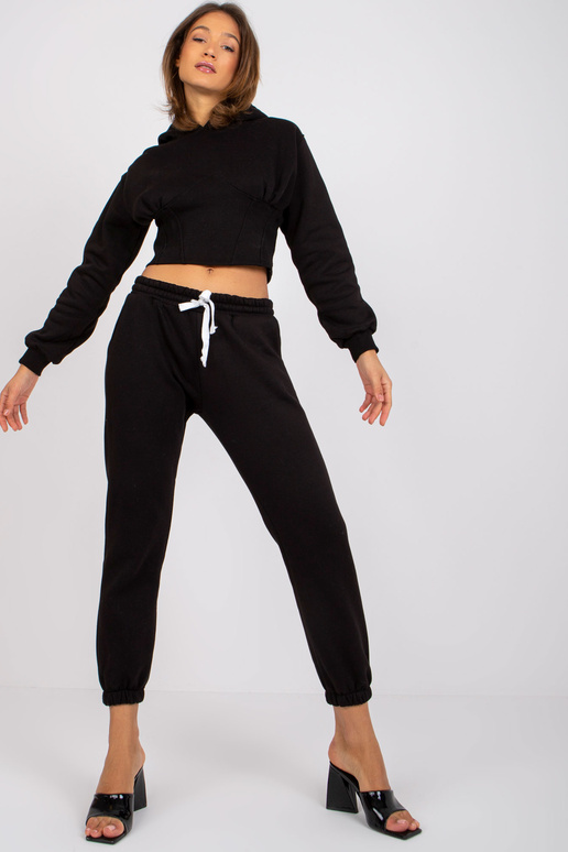 Must dressipluus komplekt pükstega... Must dressipluus komplekt pükstega...