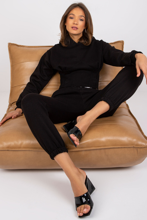 Must dressipluus komplekt pükstega... Must dressipluus komplekt pükstega...