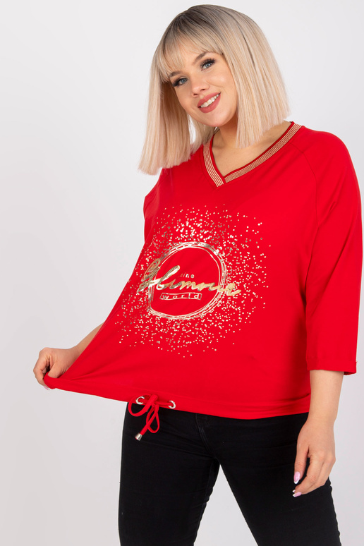 Punane pluss suuruses pluus...