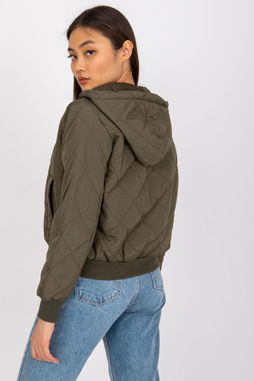 Khaki värvi üleminekujope koos... Khaki värvi üleminekujope koos...