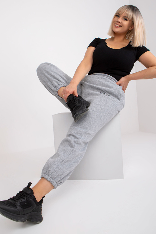 Suures suuruses hallid melange...