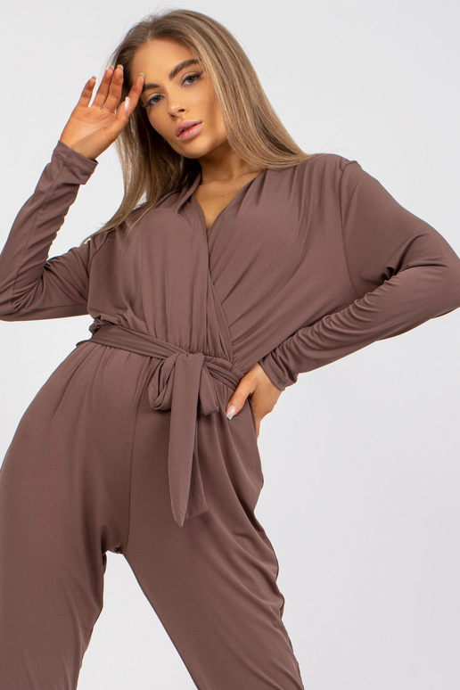 Pruun Serafini pikkade varrukatega...