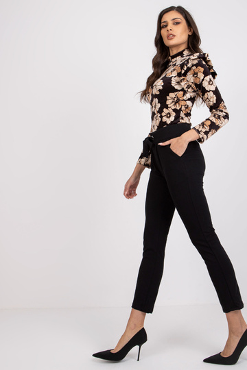 Mustad naiste vabaaja...