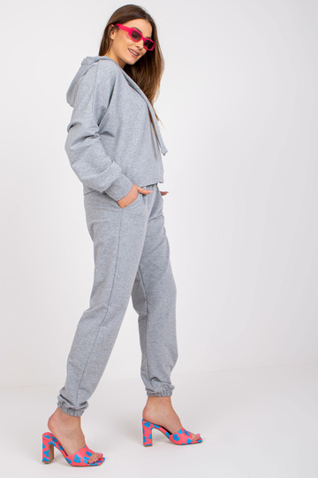 Halli melanž pükstega... 2