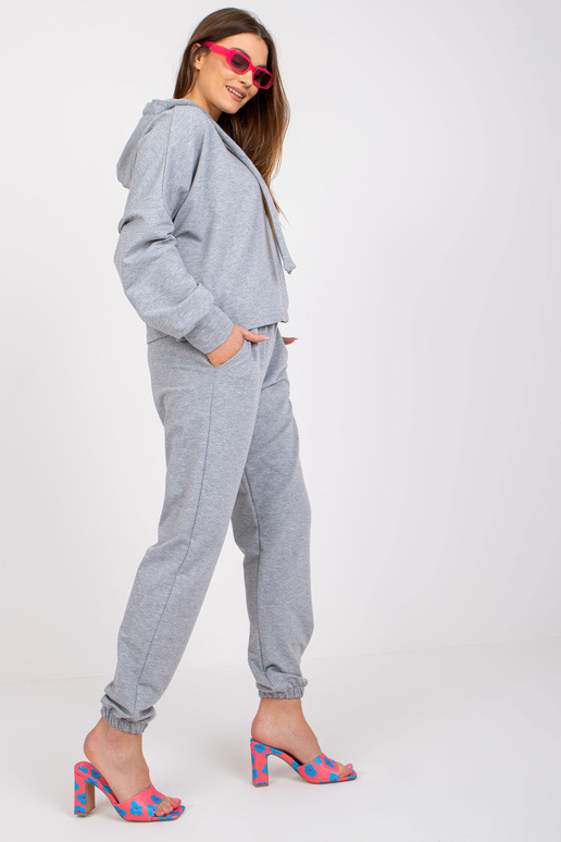 Halli melanž pükstega dressipluusi...