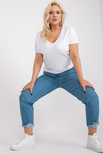 Valge pluss suuruses pluus... 2