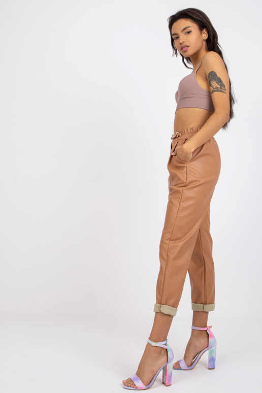 Eko-nahast Porto kaamelipüksid naistele Eko-nahast Porto kaamelipüksid naistele