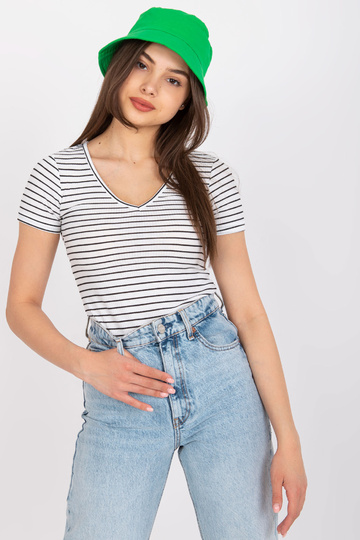 Valge ja musta triibuline...