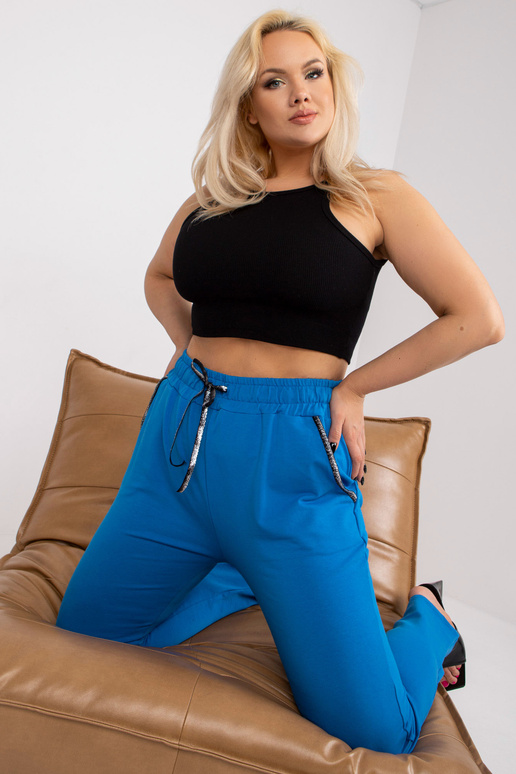 Sinised dressipüksid suures suuruses... Sinised dressipüksid suures suuruses...