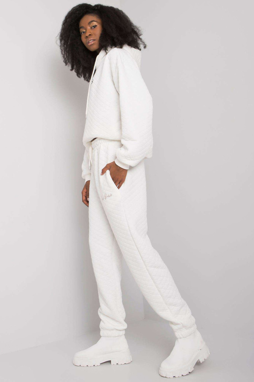 Ecru dressipüksid teppiga Naomi RUE...