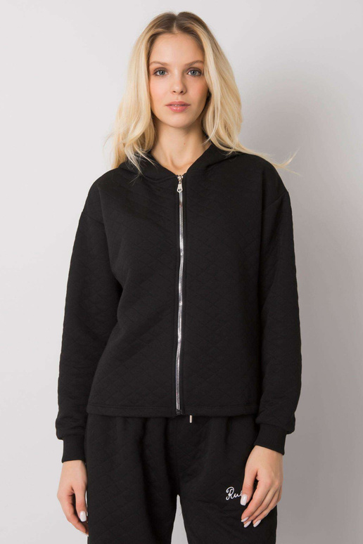 Must tepitud dressipluus põhiline...