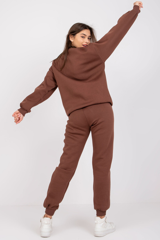 Tumepruun Edvige'i puuvillane...