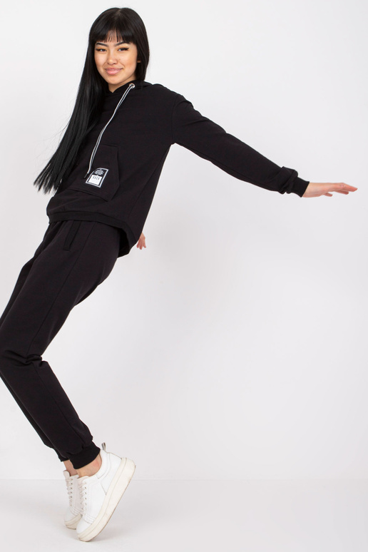 Mariami must puuvillane dressikomplekt Mariami must puuvillane dressikomplekt