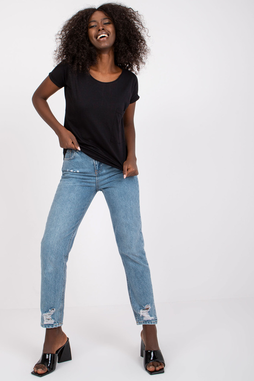 Must puuvillane taskuga t-särk... Must puuvillane taskuga t-särk...