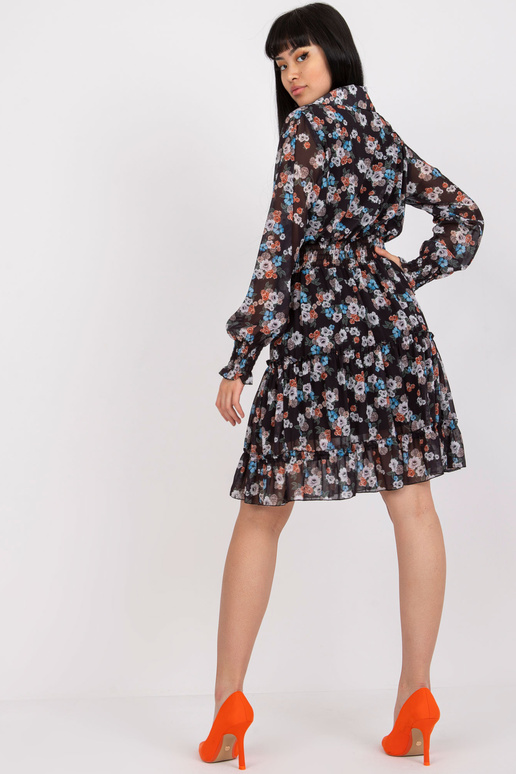 Naiste must lilleprintimise ja... Naiste must lilleprintimise ja...