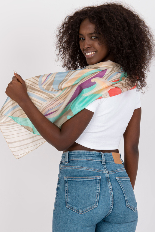 Beežikas õhuke mustriga sall