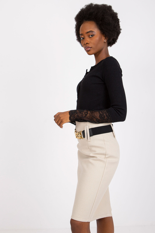 Must soonikuga pluus pitsiga Beatrice...