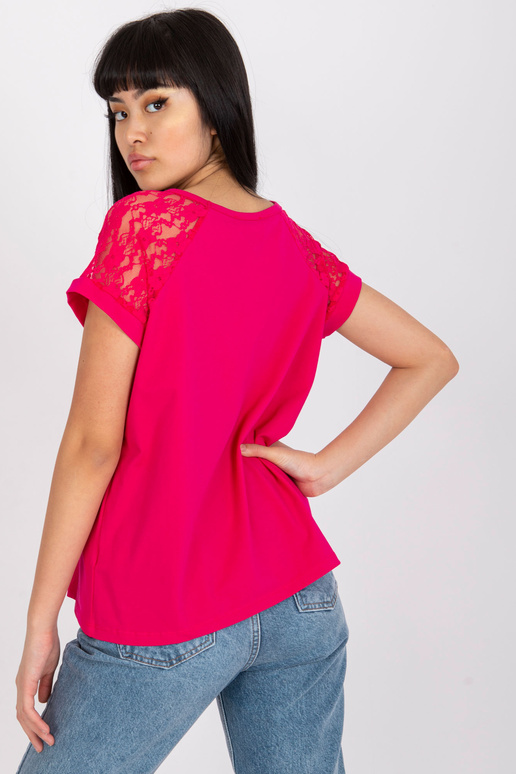 Varrukatel pitsiga fuksia värvi pluus...