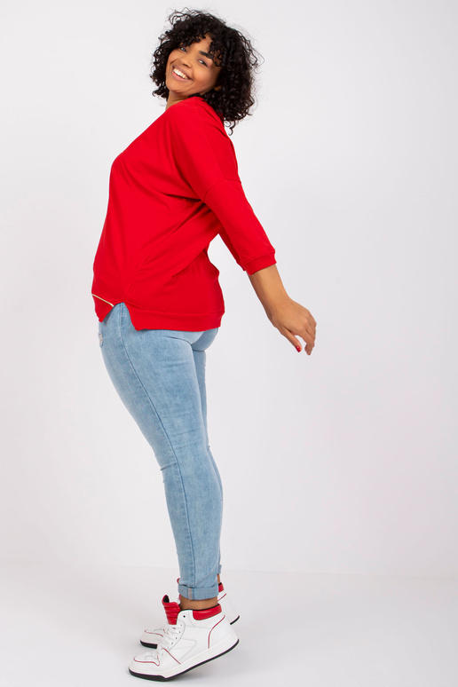 Punane plusssuuruses Cordelia...