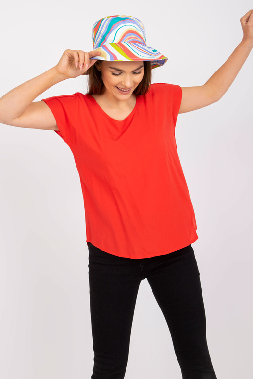 Punane igapäevane ümarkaelusega pluus...