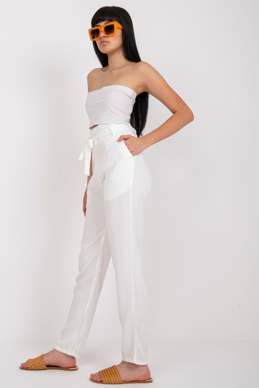 Ecru naiste riidest püksid koos vööga