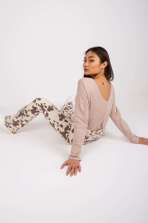 Beež Basic naiste pluus Larissa