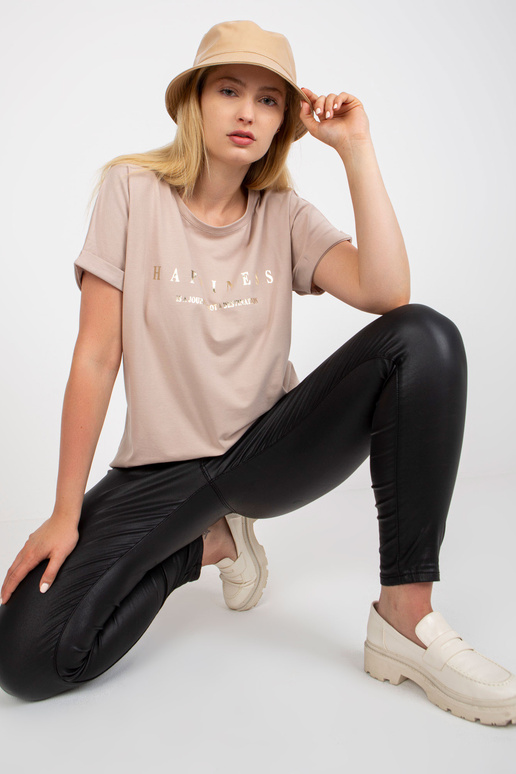 Beež puuvillane suures suuruses T-särk Beež puuvillane suures suuruses T-särk