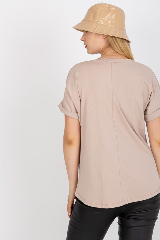 Beež puuvillane suures suuruses T-särk Beež puuvillane suures suuruses T-särk