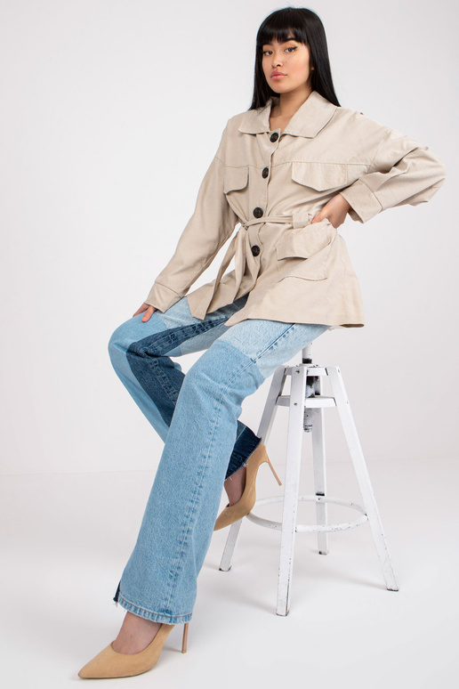 Beež lühike nööbiga suletav mantel