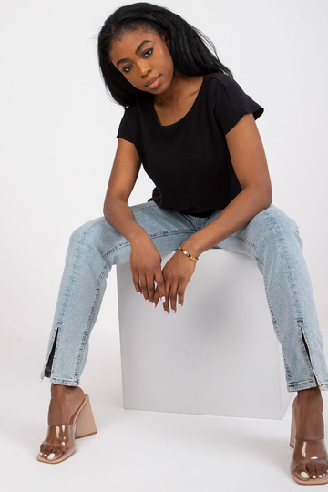 Must igapäevane pluus... 2