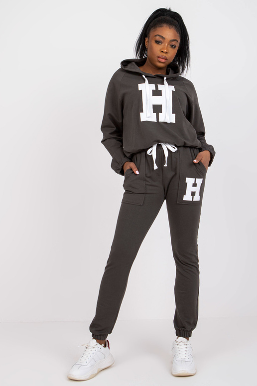 Khaki värvi dressipluusi komplekt... Khaki värvi dressipluusi komplekt...