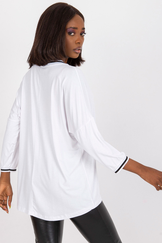 Valge vabaaja vabaaja pluus